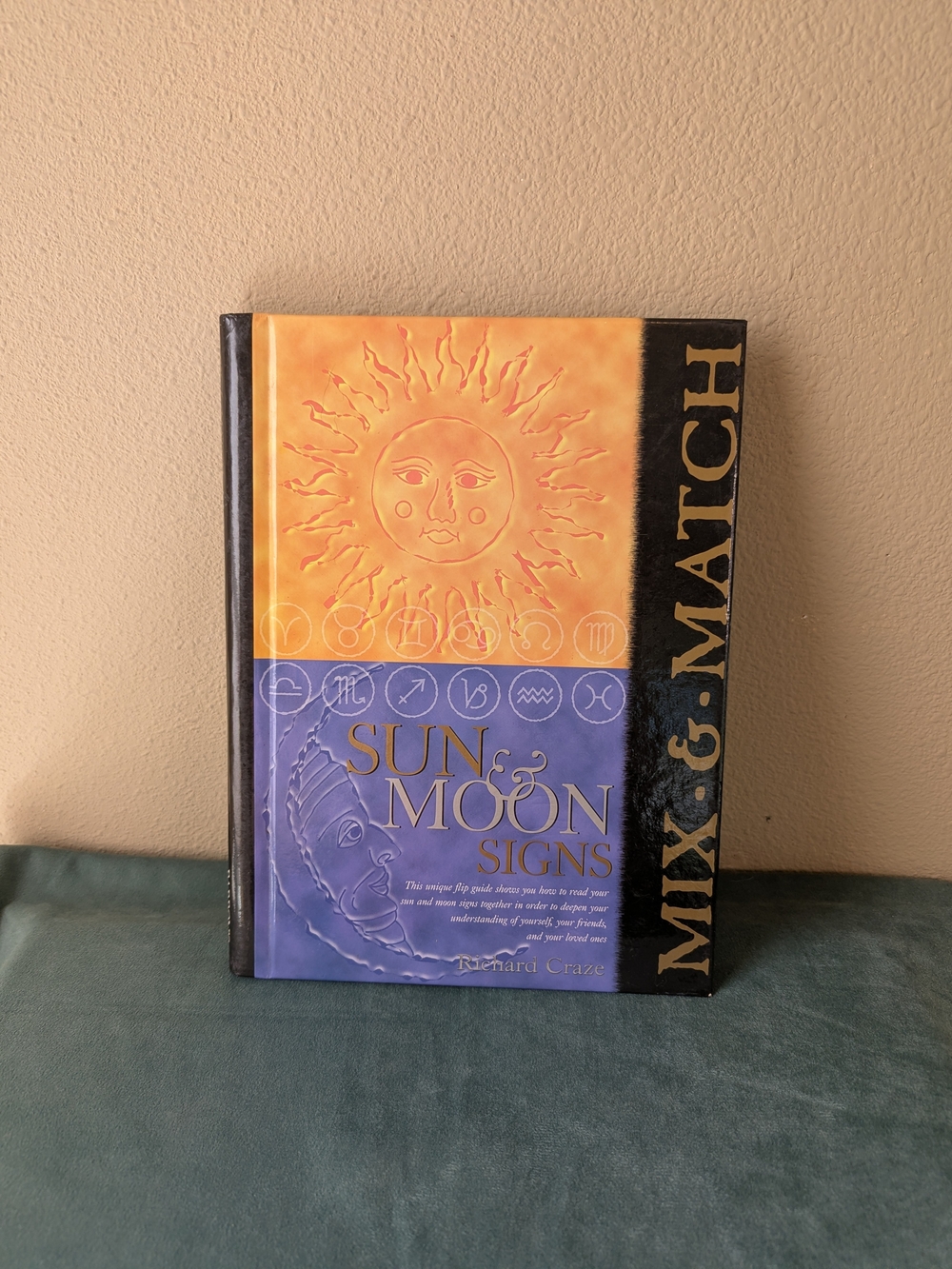 Sun & Moon Signs Mix & Match Hardcover Book